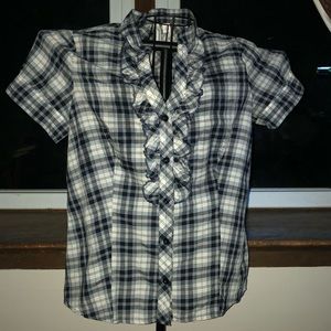 💫EUC St. John’s Bay button up Blouse PMed